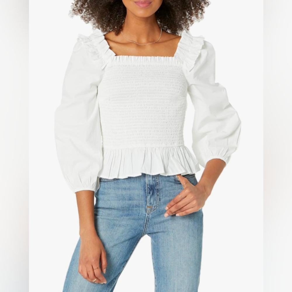 Long Sleeve Ruffle Smocked Cropped Top - Picture 5 of 7
